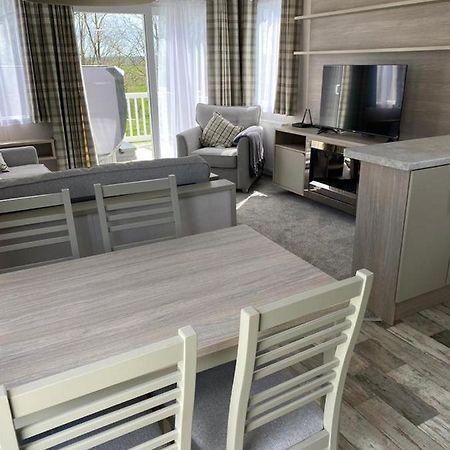 Luxury Holiday Home Sleeps 6 Pet Friendly St Austell Exteriör bild